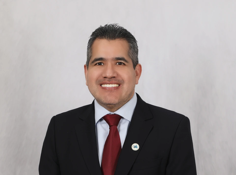 Dr. Juan Eddy Uriona Villarroel | Medicina Interna - Cardiología Intervencionista | Sociedad Boliviana de Medicina interna filial Cochabamba