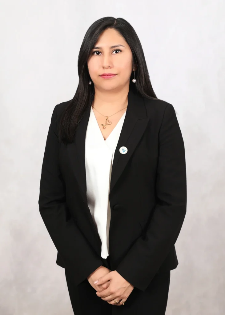 Dra. Leslie Maribel Pinaya Sanchez | Sociedad Boliviana de Medicina interna filial Cochabamba